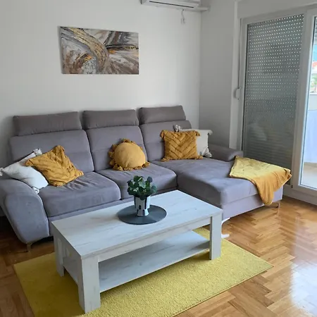 Dea Apartment